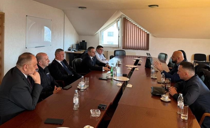 Predsjednik Vlade Ivan Vukadin primio je federalnog ministra MUP-a Ramu ...